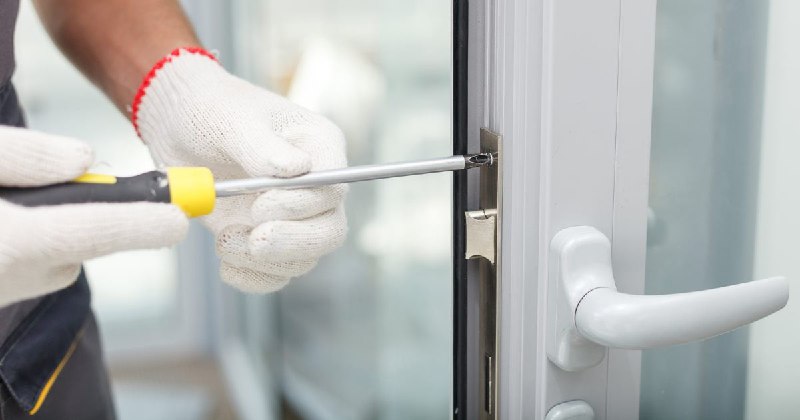 Сервисное обслуживание окон Карасук. Цена от 373 руб.
